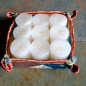 Sari Basket & Candles